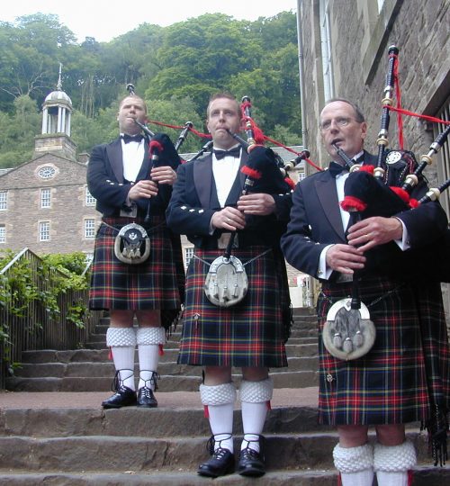3 Wedding Pipers